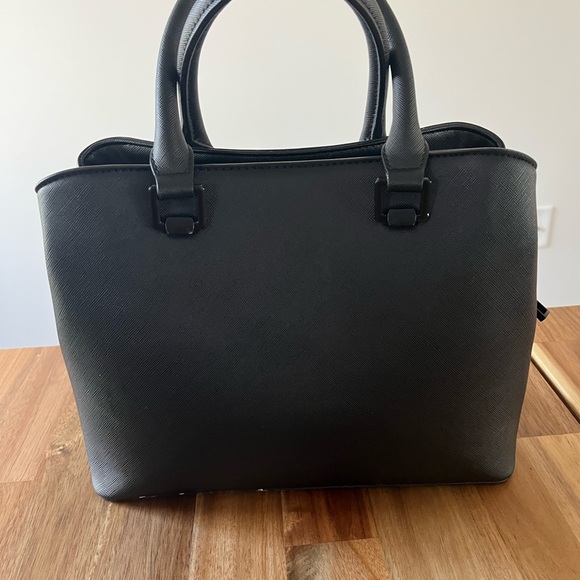 Aldo Black handbag - Picture 3 of 8